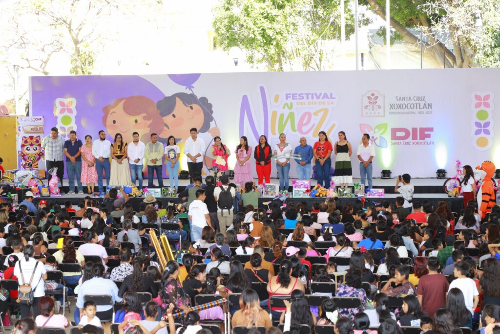 Con un festival lleno de sonrisas y sorpresas Xoxocotlán celebra a la ...