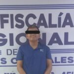 Mando Metropolitano detiene y presenta ante Fiscalía de Oaxaca a un hombre implicado en asalto violento en una tienda Oxxo de la capital