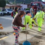 Con tequio vecinal, mejoran imagen urbana en el Ex Marquesado