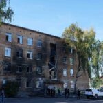 Dron ruso impacta una escuela en Kiev mientras más de 100 alumnos estaban refugiados